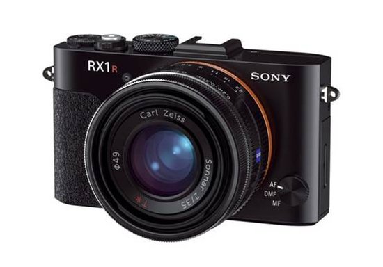 传索尼即将发布新款RX10专业消费级相机