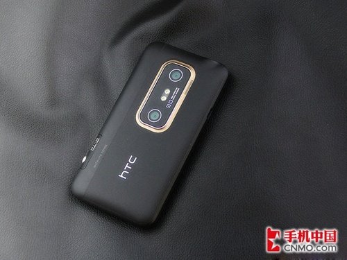 HTC+X515d降价130元双核裸眼3D手机