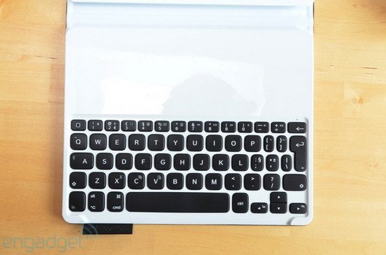 三大苹果iPad键盘保护套比拼