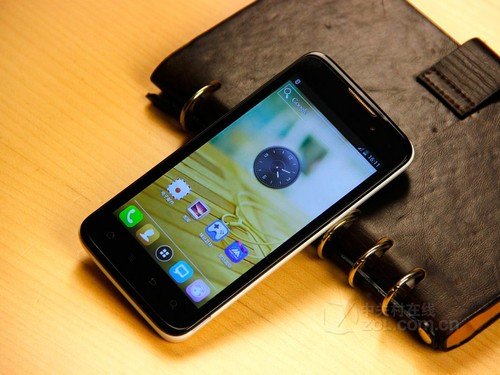 大黄蜂2降临 四核天语V9西安报价1650