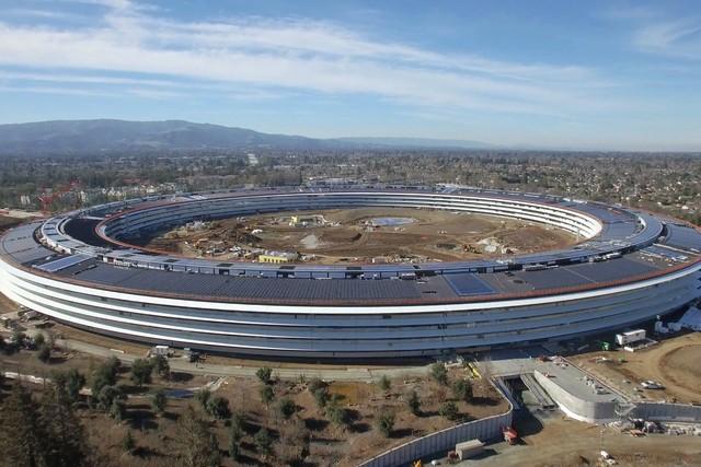 来看看苹果飞船新总部施工进度 离完工不远了