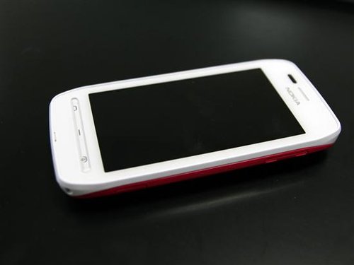 时尚操作新体验 图评诺基亚603白色版