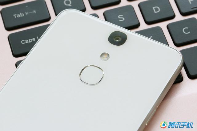 TCL 750评测:在回归的路上仍需努力