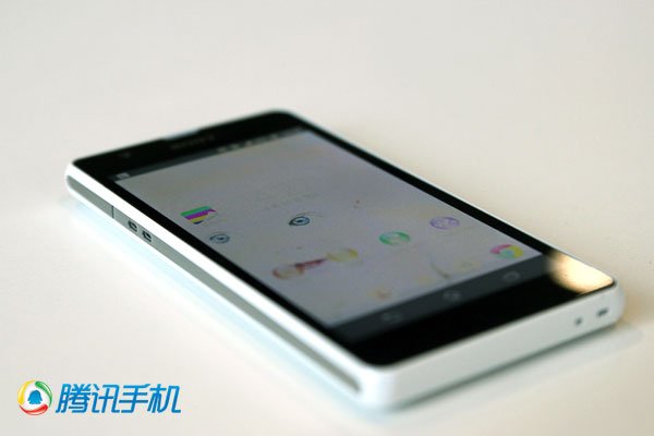 索尼M36h 防水性能卓越屏幕有待加强