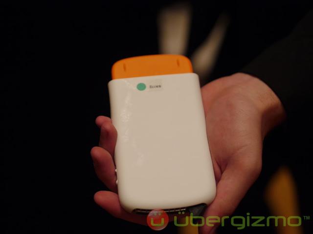 JAQ便携燃料电池 随时随地能使用的绿色能源