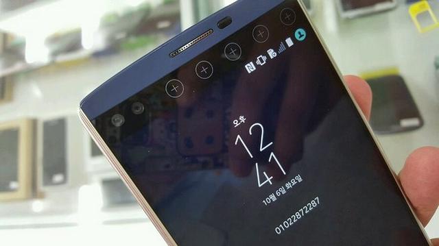 彩色副屏LG V10真机上手 售价约4398元
