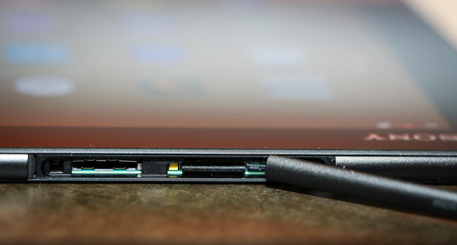 索尼Xperia Z4评测：性能强大/蓝牙键盘不好用