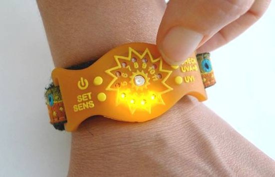 可测紫外线的腕带亮相 能设置敏感度警戒值