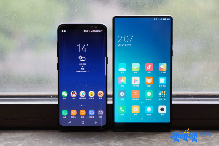 小米mix2 小米8对比_小米6对比三星s7edge_三星s8对比小米mix2
