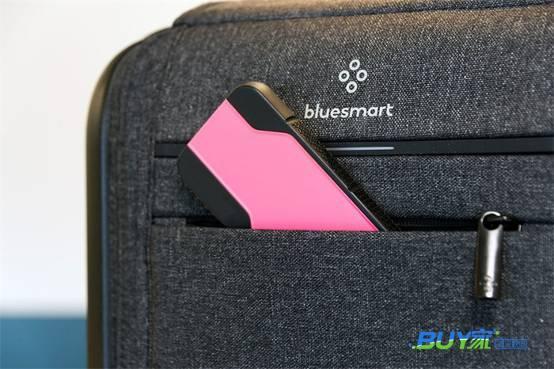 称重报警定位 Bluesmart是一款神奇的行李箱