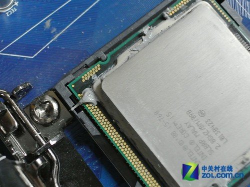 别让散热器冤死处理器涂硅脂三大误区