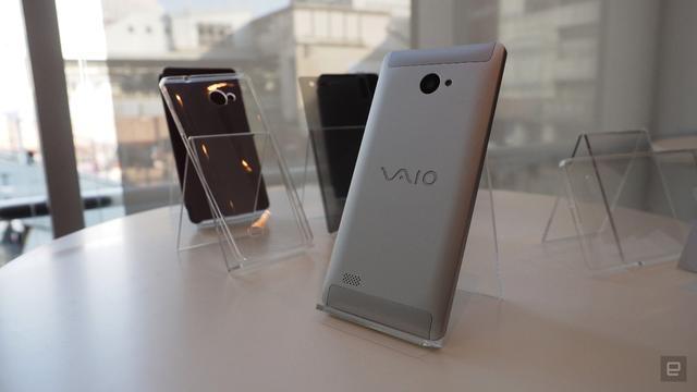 VAIO手机试玩体验 铝合金机身质感十足