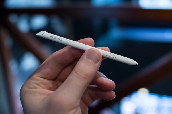 三星Note 8.0上手 综合体验尚佳但摄像头待提升