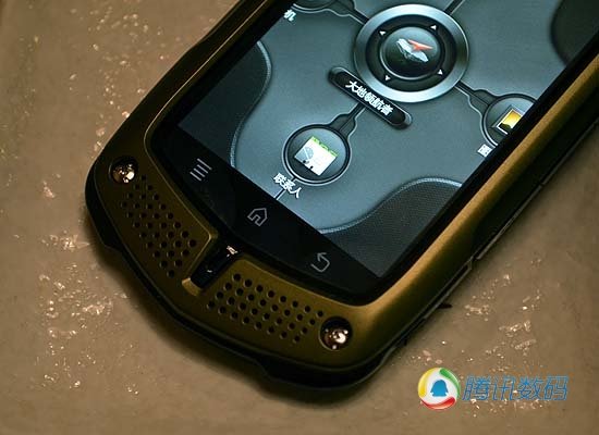 久违的品牌重战中国市场 NEC 909e评测