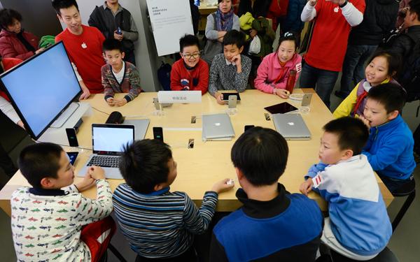 苹果举办编程一小时活动 让孩子了解编程