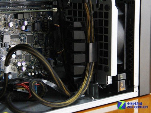 戴尔t7600评测 八核十六线程演绎高性能