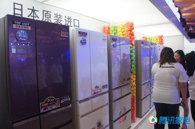 松下发布顶置压缩机冰箱 冷冻室容量大可全开