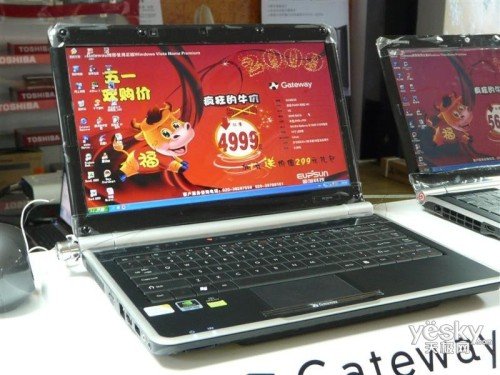 时尚全能机 Gateway NV47本报价3200元