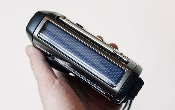 上手一小时:索尼B88多功能收音机