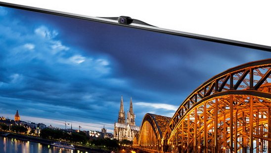 三星55寸旗舰电视评测 显示出色智能操作成鸡