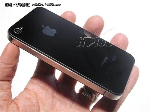 超薄好手感 电信苹果iPhone4 16G售3240