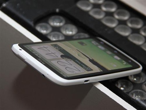 MWC2012:四核手机HTC One X现场实拍