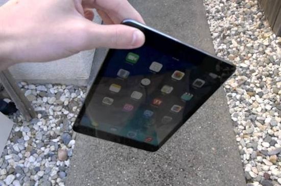 新iPad mini跌落测试 心脏病者勿入