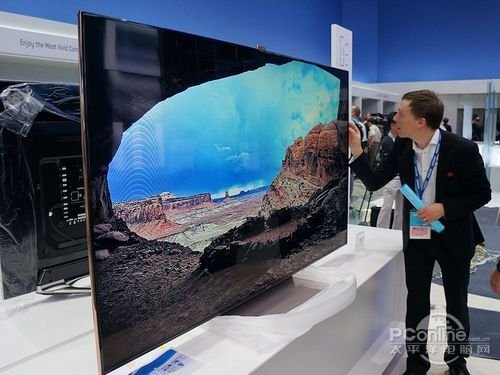 三星IFA2012展出OLED与75寸ES9000电视