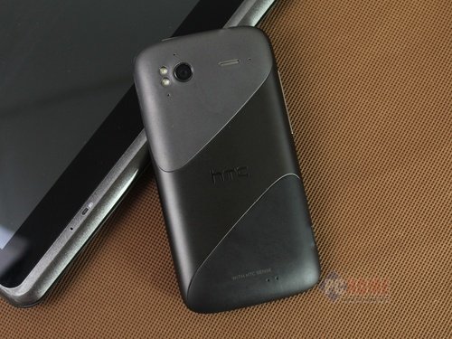 4.3英寸安卓悍将 HTC G14仅售3060元