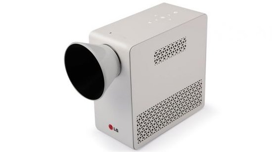 LG推出内置电视信号接受器的便携投影仪