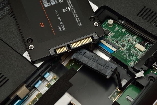 三星发布超高密度SSD芯片 对抗闪迪和东芝