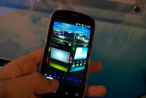 华为发布云手机Vision 主打3D体验与云服务