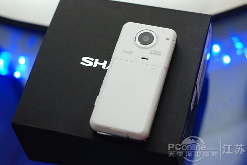 3G网络也翻盖 夏普携联通定制SH801降