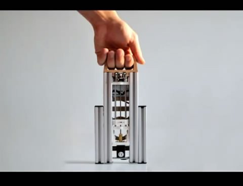 简单便携3D打印机LumiFold问世 售价约2625元