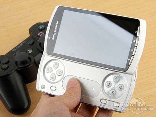 随身游戏多面手 索爱Z1i现报价1720元