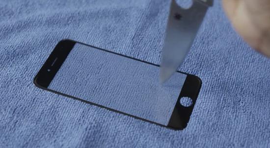 下一代iPhone会用上蓝宝石屏幕吗？
