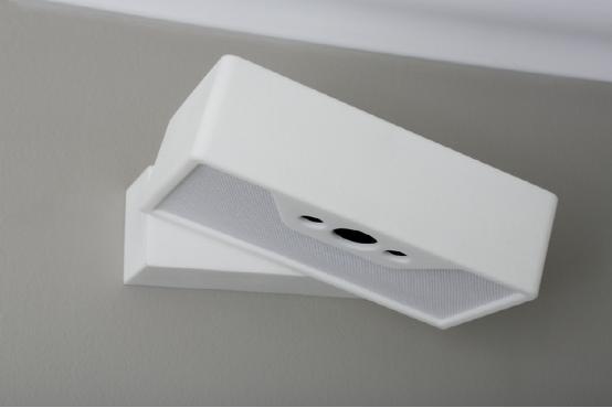 智能闹钟灯 谁要起床就喊谁