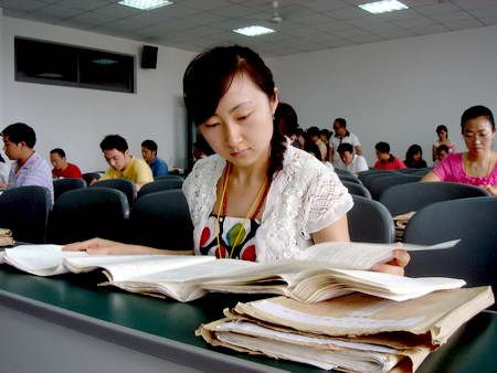 川高考评卷进展顺利 考生25日后可上网查成绩 川高考评卷进展顺利 考生25日后可上网查成绩