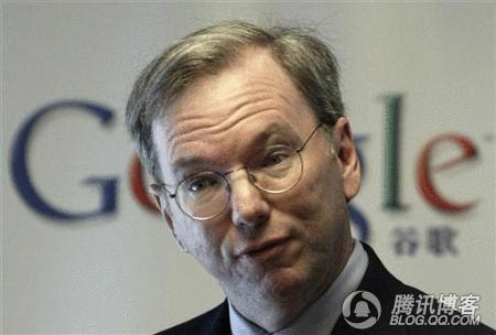 谷歌CEO埃里克·施密特(Eric Schmidt)在1982年从加州大学伯克利分校获得博士学位，他的第一份工作是Zilog公司的工程师。此后施密特曾经先后在贝尔实验室、施乐、Sun和Novell等公司工作，并于2001年应聘出任谷歌公司的CEO职务。