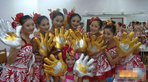 艺校美女帅哥毕业照_校花校草