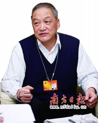 中山大学校长黄达人:大学去行政化就会弱化