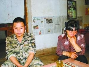 父亲患癌去世 寒门学子高考考出好成绩学费难筹