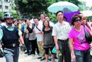 广东重视高考安保 每考场至少两警员驻守