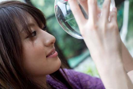 <em>女孩</em>性早熟到底有哪些症状_教育_腾讯网