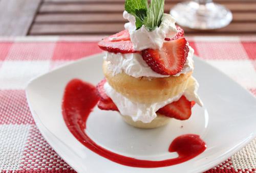 美文欣赏:美国人最爱的贝蒂美食“草莓酥饼”_教育_腾讯网