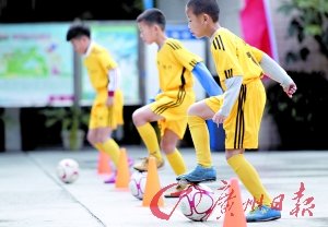 广州:同等条件升读高中优先录足球特长生