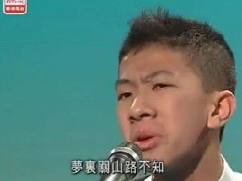 朗诵表情帝VS扮萌老人 朗诵表情帝卖萌表情惹