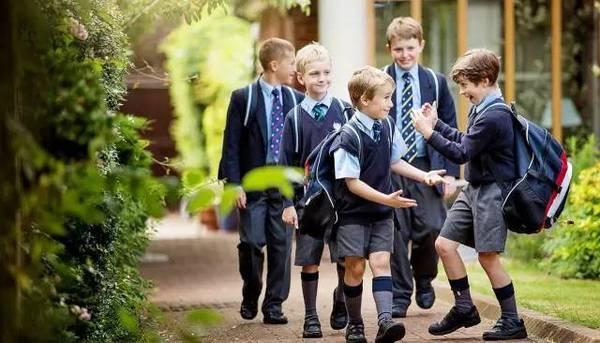 混校孩子男校为女校v孩子英国中小学小学培an佳面试图片