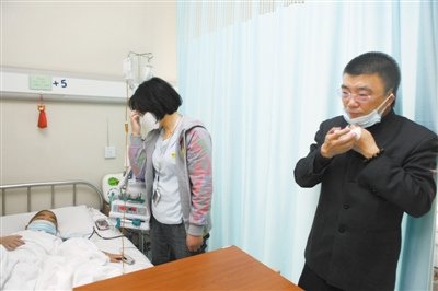 发恶疾急需骨髓配型移植,父母姐弟拒绝配对检