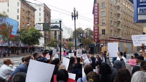 美国投资移民政策引发工会抗议 被指缺乏公平